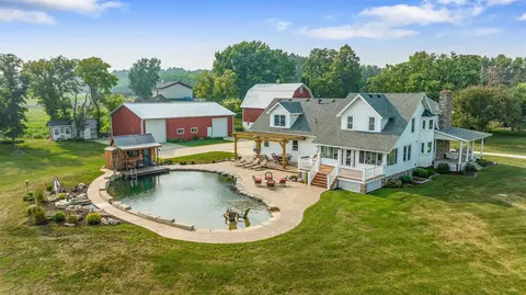 2438 75th St NW, Rochester, MN 55901