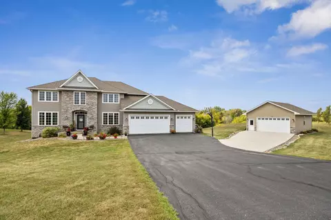 24678 Churchview Cir, New Prague, MN 56071