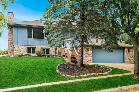 739 Northern Hills Dr NE, Rochester, MN 55906