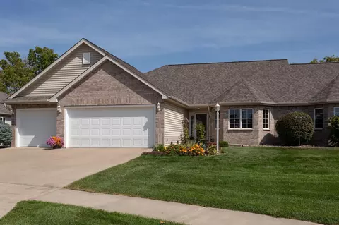 956 Aurora Cir, Red Wing, MN 55066
