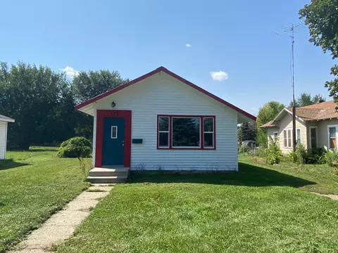 133 N Gaulke St, Appleton, MN 56208