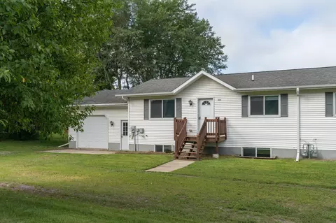 103 7th St S, Mountain Lake, MN 56159