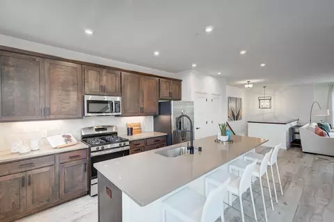 13644 Marsh View Trl, Rogers, MN 55374