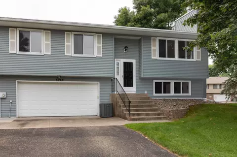 5988 Dellwood Ave, Shoreview, MN 55126
