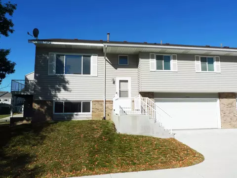 15801 Gooseberry Way, Apple Valley, MN 55124