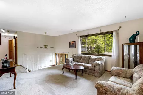 1725 Walnut Cir, Eagan, MN 55122 photo 3
