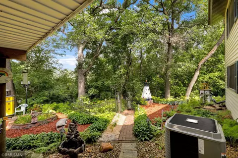 1725 Walnut Cir, Eagan, MN 55122 photo 32