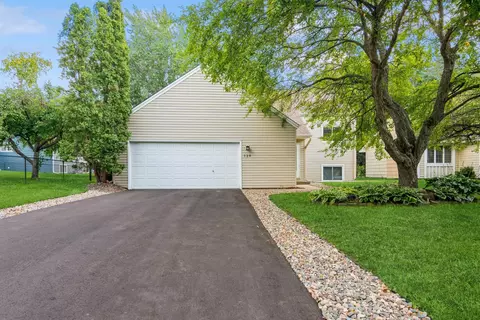 528 98th Ln NW, Coon Rapids, MN 55433