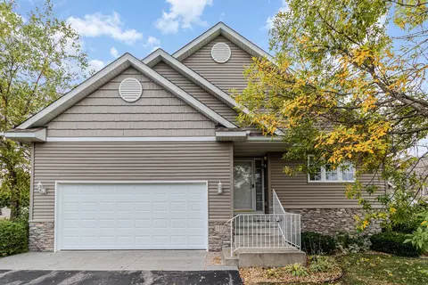 1410 3rd St SE, New Prague, MN 56071