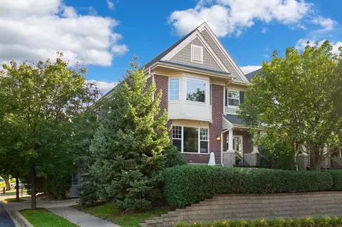 6090 W 16th St #901, Saint Louis Park, MN 55416