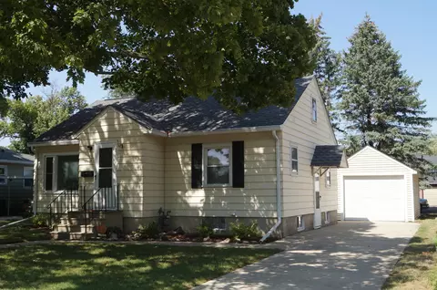 1504 4th Ave NW, Austin, MN 55912