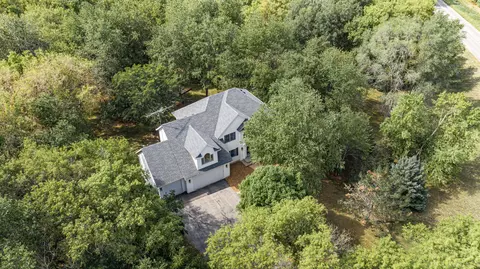 8753 Ridge Crest Dr NW, Rochester, MN 55901