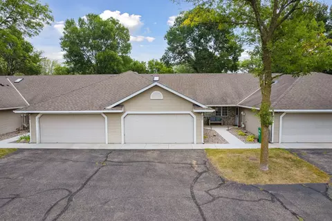 8331 Victoria Dr, Victoria, MN 55386