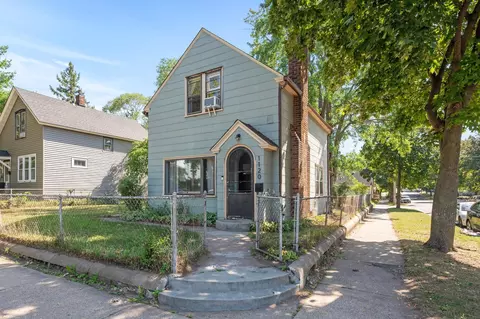 1120 Ross Ave, Saint Paul, MN 55106