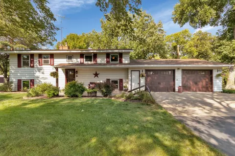 12450 235th St, Cold Spring, MN 56320