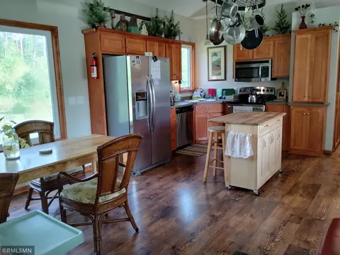 51728 River Rd, Rush City, MN 55069 photo 5
