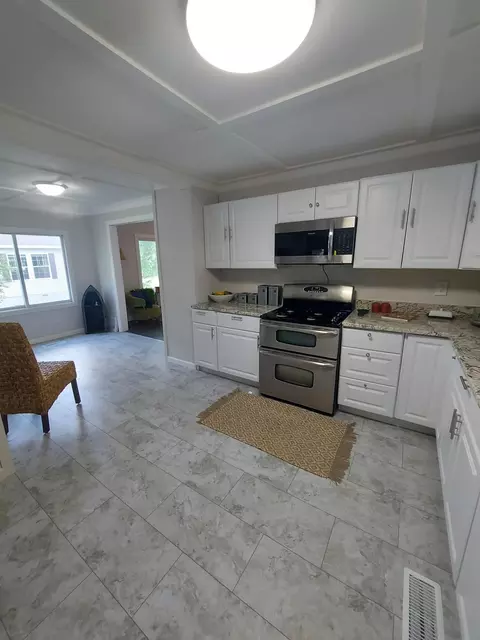 204 E Michigan Ave, Gilbert, MN 55741 photo 12