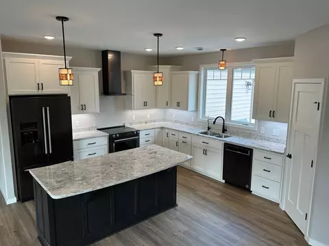 1806 Grove Loop, Saint Cloud, MN 56303 photo 3