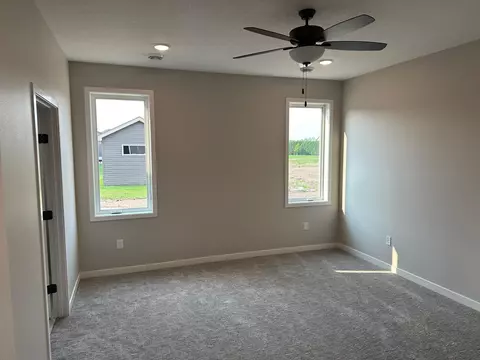 1806 Grove Loop, Saint Cloud, MN 56303 photo 6