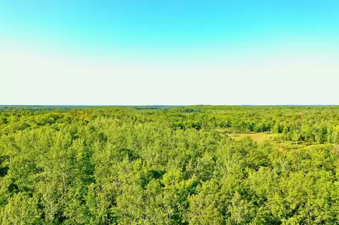 Na Cloverton, Arna Twp, MN 55072