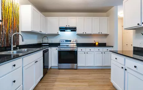 4664 Tower St SE #213, Prior Lake, MN 55372