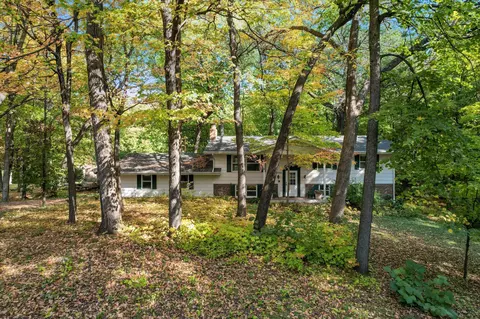 20750 Garden Rd, Excelsior, MN 55331