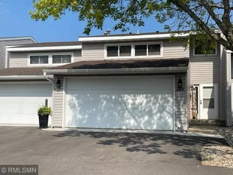 344 School Rd SW, Hutchinson, MN 55350