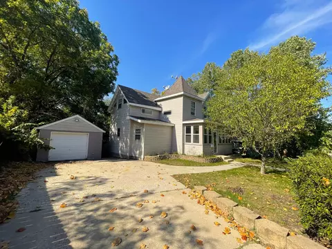 812 Water St S, Northfield, MN 55057