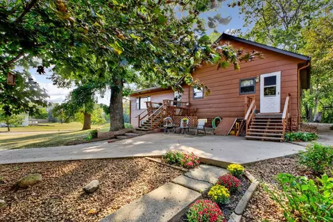 1748 NW 69th St, Medford, MN 55049