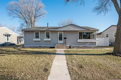 524 2nd Ave NE, Osseo, MN 55369