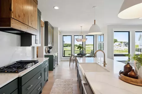 4530 Sunset Ln, Minnetrista, MN 55331 photo 9