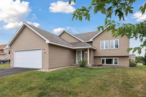 437 Abby Ln, Somerset, WI 54025