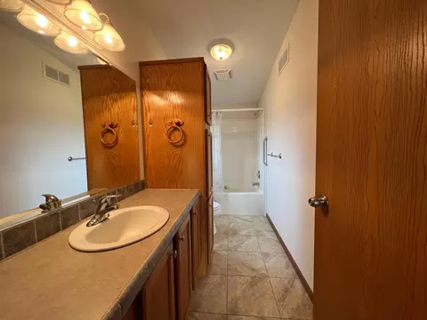 Bath - 11319 120th St, Hoffman, MN 56339 photo 1 of 3