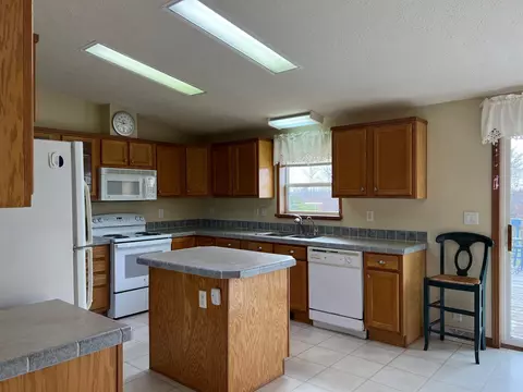 Kitchen - 11319 120th St, Hoffman, MN 56339 photo 8 of 8