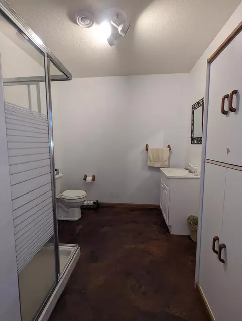 Bath - 11319 120th St, Hoffman, MN 56339 photo 3 of 3