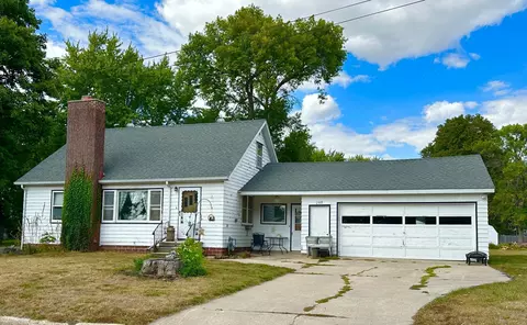 288 Scotte Ln, Alden, MN 56009