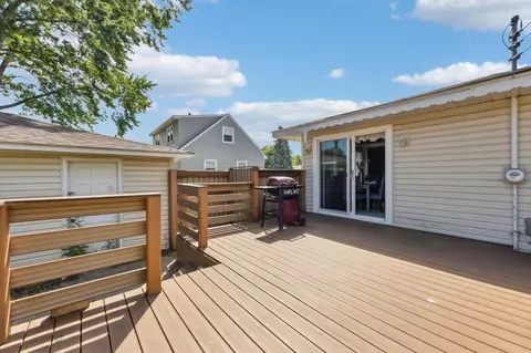 2109 Quartz Ln, Eagan, MN 55122 photo 5