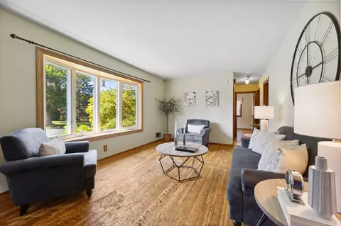 2109 Quartz Ln, Eagan, MN 55122 photo 8