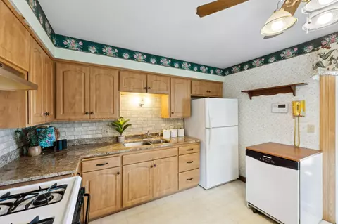 2109 Quartz Ln, Eagan, MN 55122 photo 19