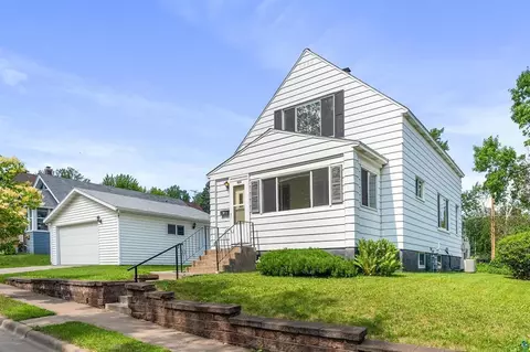 424 N 77th Ave W, Duluth, MN 55807