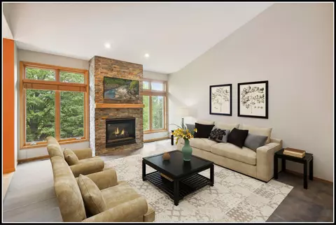 8976 Zanzibar Ln N, Maple Grove, MN 55311