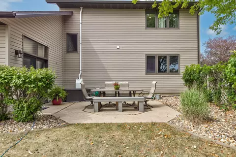 604 Prospect Cir, Marshall, MN 56258 photo 54