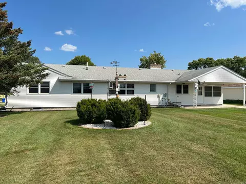 207 S Maple St, Tyler, MN 56178 photo 5