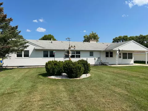 207 S Maple St, Tyler, MN 56178 photo 8