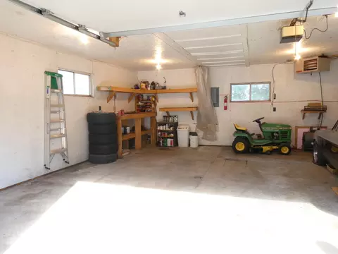 1145 Lakeview Ave, Windom, MN 56101 photo 21