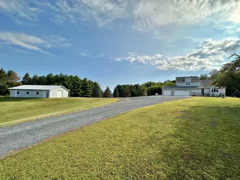 1765 85th St, New Richmond, WI 54017