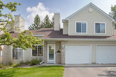 15325 Greenhaven Ln #104, Burnsville, MN 55306