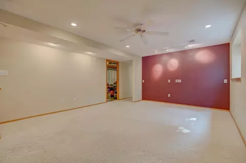 400 Genesis Ave, Marshall, MN 56258 photo 34