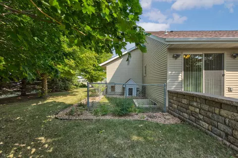 400 Genesis Ave, Marshall, MN 56258 photo 8