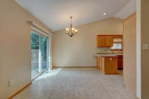 400 Genesis Ave, Marshall, MN 56258 photo 14